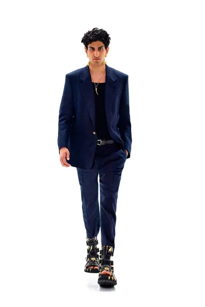 Look 33